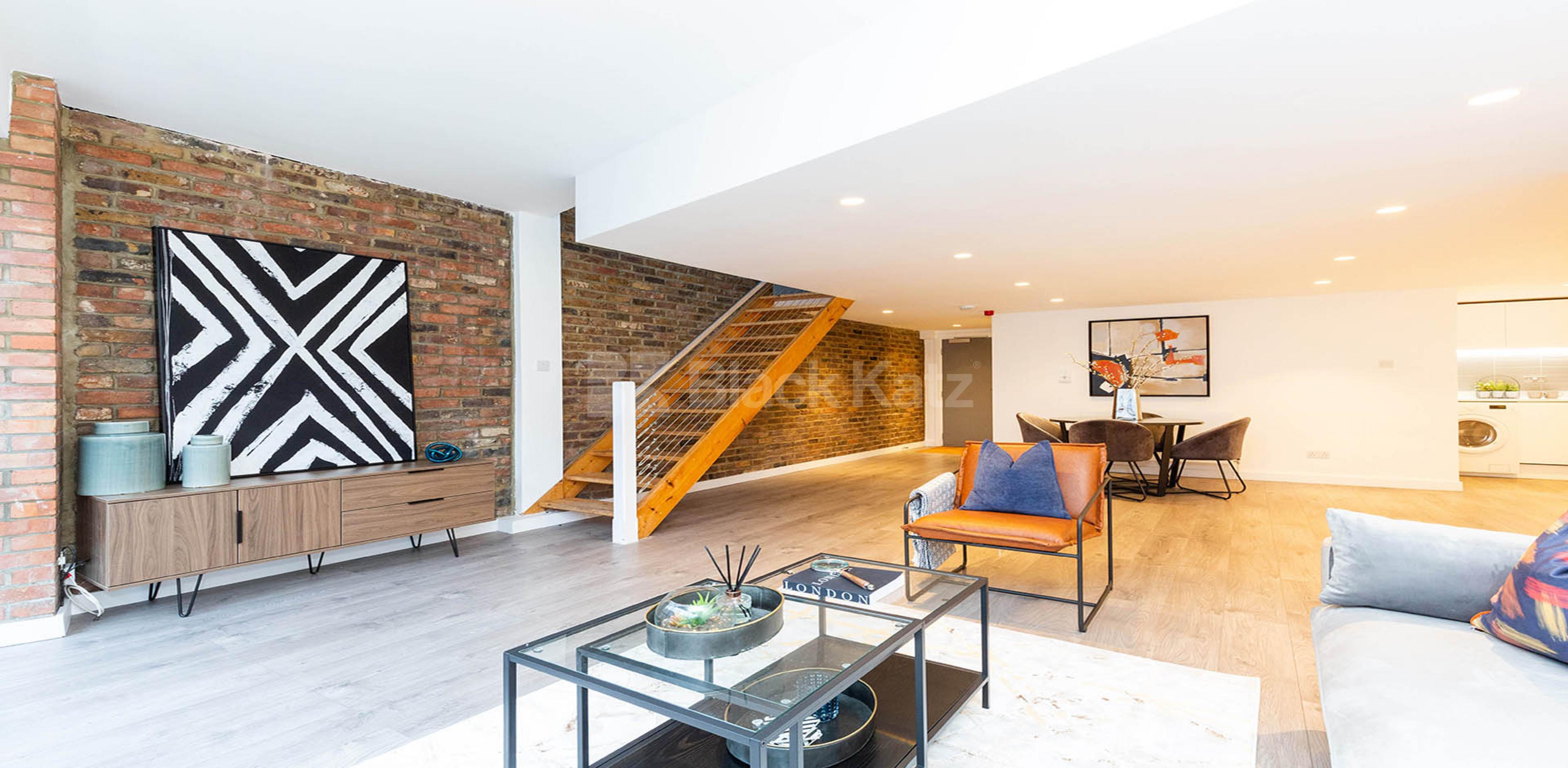 			STUNNING 3 BEDROOM WAREHOUSE CONVERSION , 3 Bedroom, 1 bath, 1 reception Apartment			 EAGLE HOUSE-EAGLE WHARF ROAD, ANGEL-OLD STREET-SHOREDITCH N1